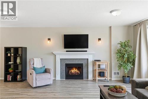 26 Kelly Court, Guelph, ON 