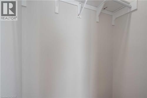 Image quality insufficient for description - 204 Glow Avenue Unit# Upper, Hamilton, ON 