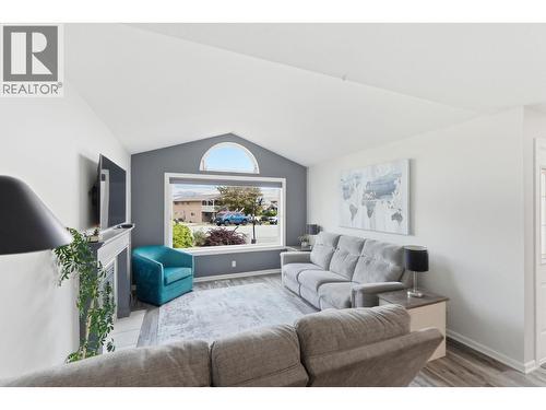 5978 Ness Court, Oliver, BC 