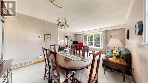 24 Devins Drive, Aurora, ON 