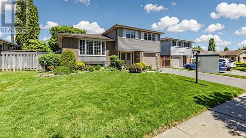 24 Devins Drive, Aurora, ON 