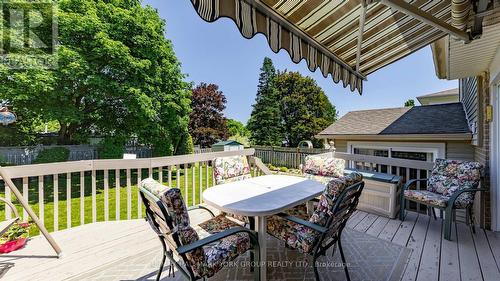 24 Devins Drive, Aurora, ON 