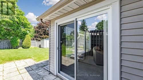 24 Devins Drive, Aurora, ON 