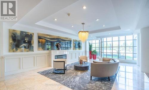 604 - 7 Townsgate Drive, Vaughan, ON 