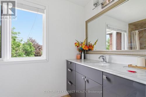 848 Fairlawn Avenue, Ottawa, ON 