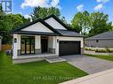 rendered grass. - 14 - 430 Head Street N, Strathroy-Caradoc (Ne), ON 