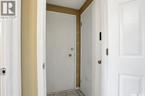 68 Carleton Drive, Saskatoon, SK 