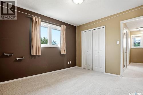 68 Carleton Drive, Saskatoon, SK 