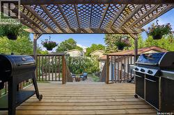 1423 Fleet STREET  Regina, SK S4N 5R6