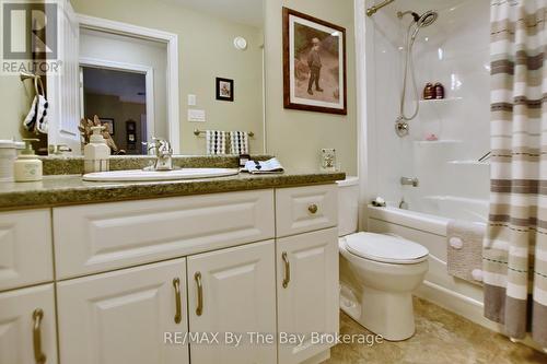 Main Bathroom - 3 Garden Grove Crescent, Wasaga Beach, ON 