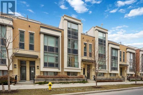 20 WILLIAM SAVILLE STREET  Markham, ON L3R 9S3