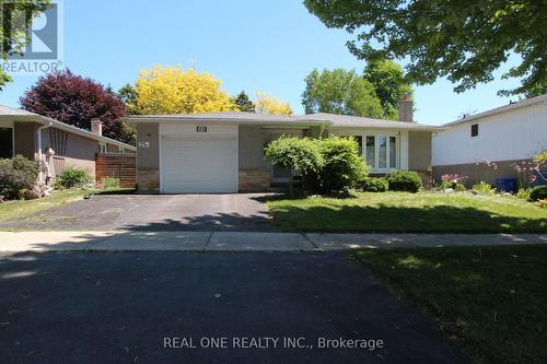 25 Bigwin Drive, Aurora, ON 