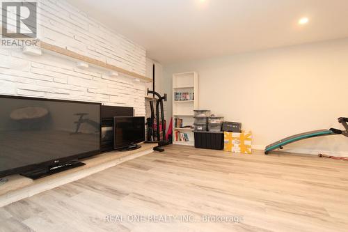25 Bigwin Drive, Aurora, ON 