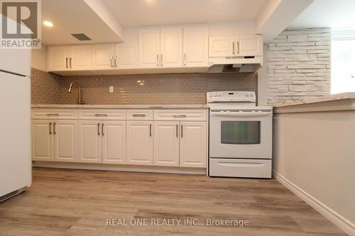 25 Bigwin Drive, Aurora, ON 