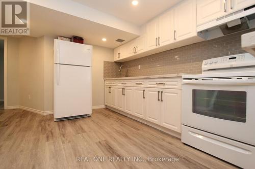 25 Bigwin Drive, Aurora, ON 