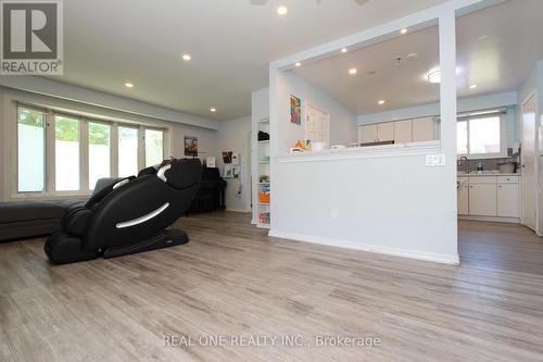 25 Bigwin Drive, Aurora, ON 
