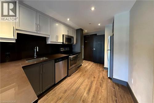 330 Phillip Street Unit# S709, Waterloo, ON - Indoor Photo Showing Kitchen