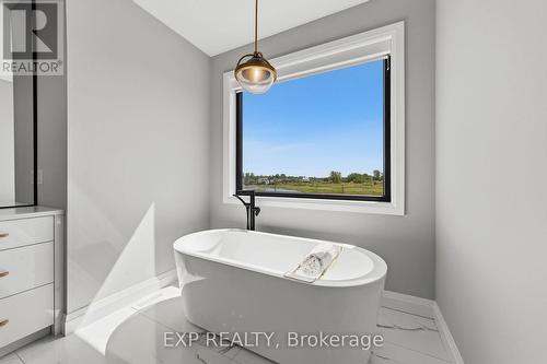 113 Edgewater Boulevard, Middlesex Centre, ON 