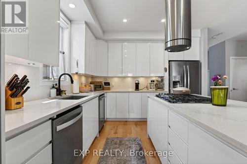 215 Columbus Avenue, Ottawa, ON 