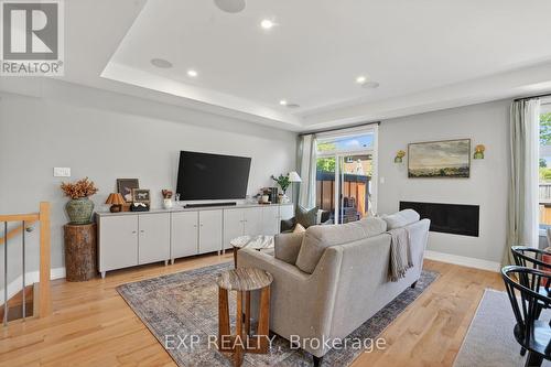 215 Columbus Avenue, Ottawa, ON 
