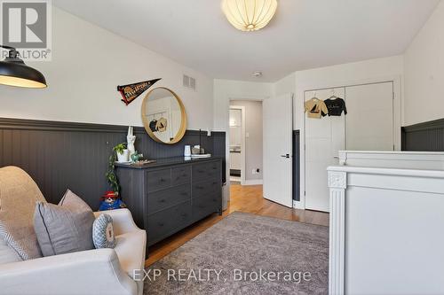 215 Columbus Avenue, Ottawa, ON 