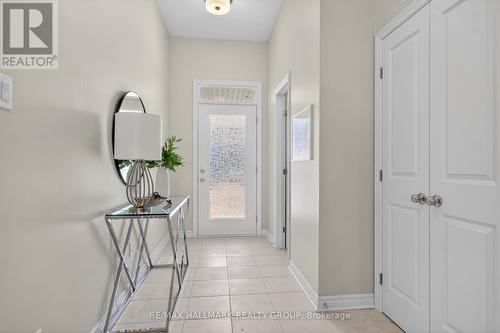 737 Maverick Crescent, Ottawa, ON 
