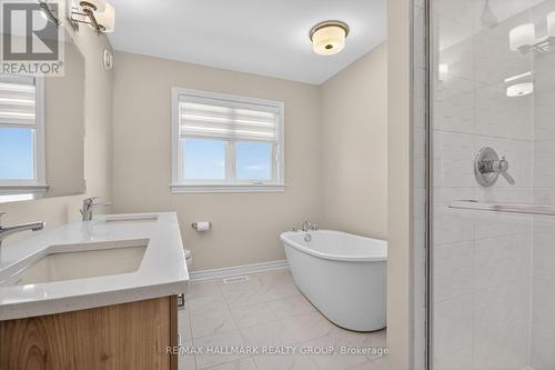 737 Maverick Crescent, Ottawa, ON 