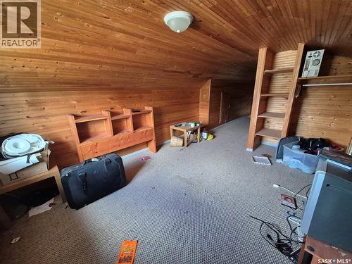 225 1St Avenue, Kendal, SK 