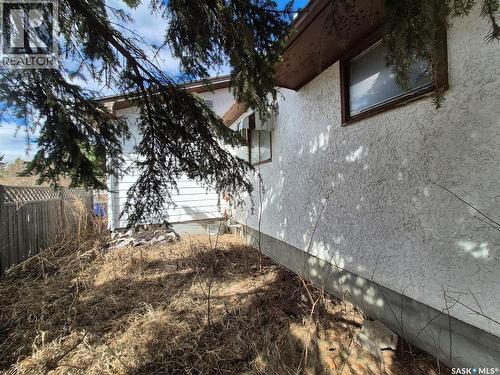 225 1St Avenue, Kendal, SK 