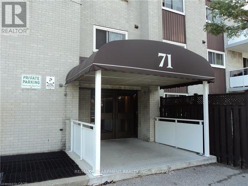 110 - 71 Vanier Drive, Kitchener, ON 