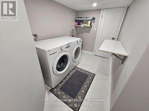 35 Cutts Crescent, Hamilton, ON 