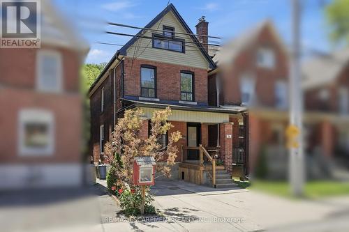 14 CUMBERLAND AVENUE  Hamilton, ON L8M 1Y7
