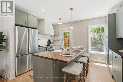 14 Cumberland Avenue, Hamilton, ON 