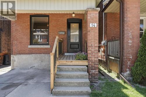 14 Cumberland Avenue, Hamilton, ON 