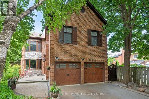 1238 FIELDSTONE CIRCLE  Pickering (Liverpool), ON L1X 1B4
