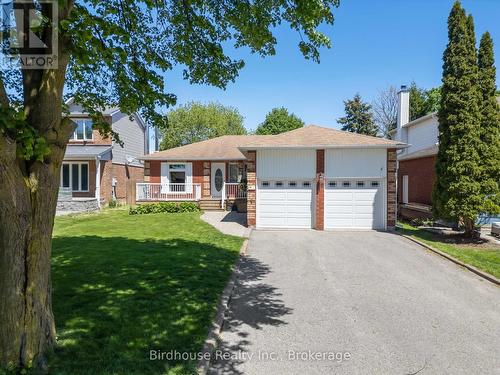 96 FOSTER CREEK DRIVE  Clarington (Newcastle), ON L1B 1G5