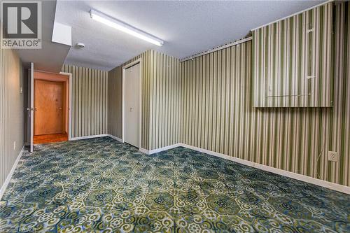305 Pinegrove Road, Oakville, ON - Indoor Photo Showing Other Room