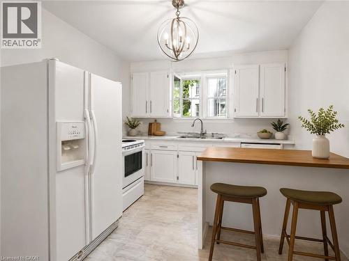 Kitchen - 149 Young Street, Kitchener, ON - Indoor Photo Showing Kitchen