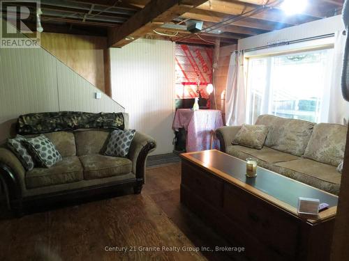 2315 Loop Road, Highlands East (Monmouth), ON 