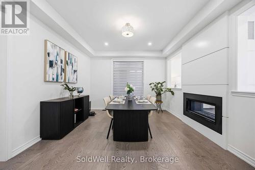 182 Silk Twist Drive, East Gwillimbury, ON 