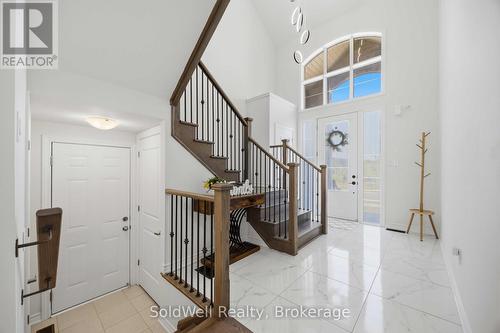 182 Silk Twist Drive, East Gwillimbury, ON 