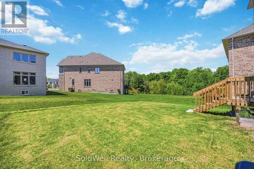 182 Silk Twist Drive, East Gwillimbury, ON 