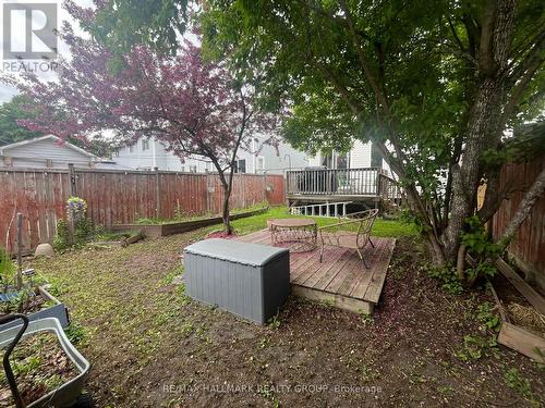 827 Como Crescent, Ottawa, ON 