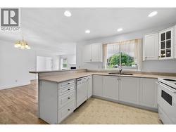 Kitchen - 