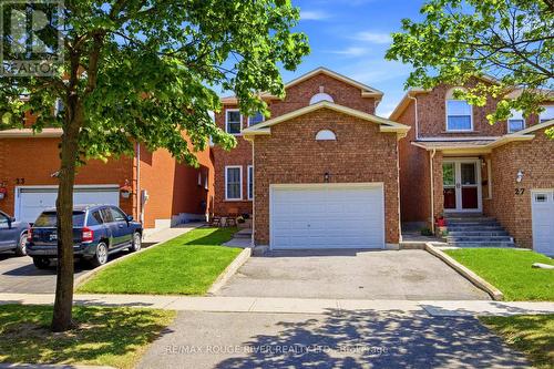 25 COBBLESTONE DRIVE  Whitby, ON L1R 2A4