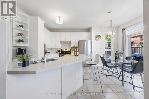 9 Penhurst Drive, Whitby, ON 
