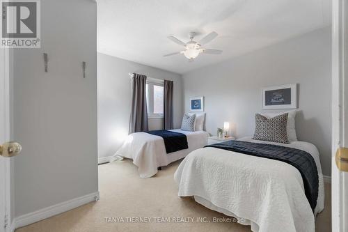 9 Penhurst Drive, Whitby, ON 