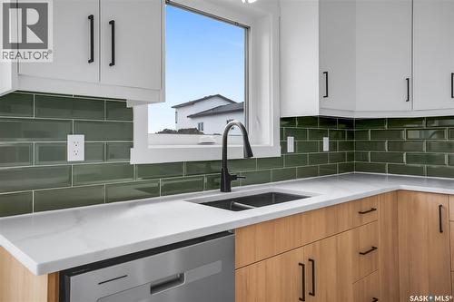 419 Nazarali Manor, Saskatoon, SK - Indoor Photo Showing Kitchen With Double Sink With Upgraded Kitchen