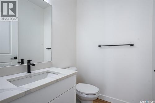 419 Nazarali Manor, Saskatoon, SK - Indoor Photo Showing Bathroom