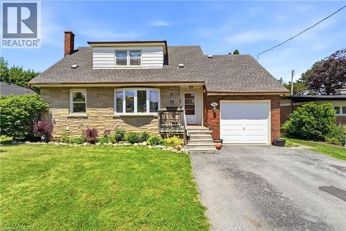 54 RANDALL Avenue  Hamilton, ON L8G 2K9
